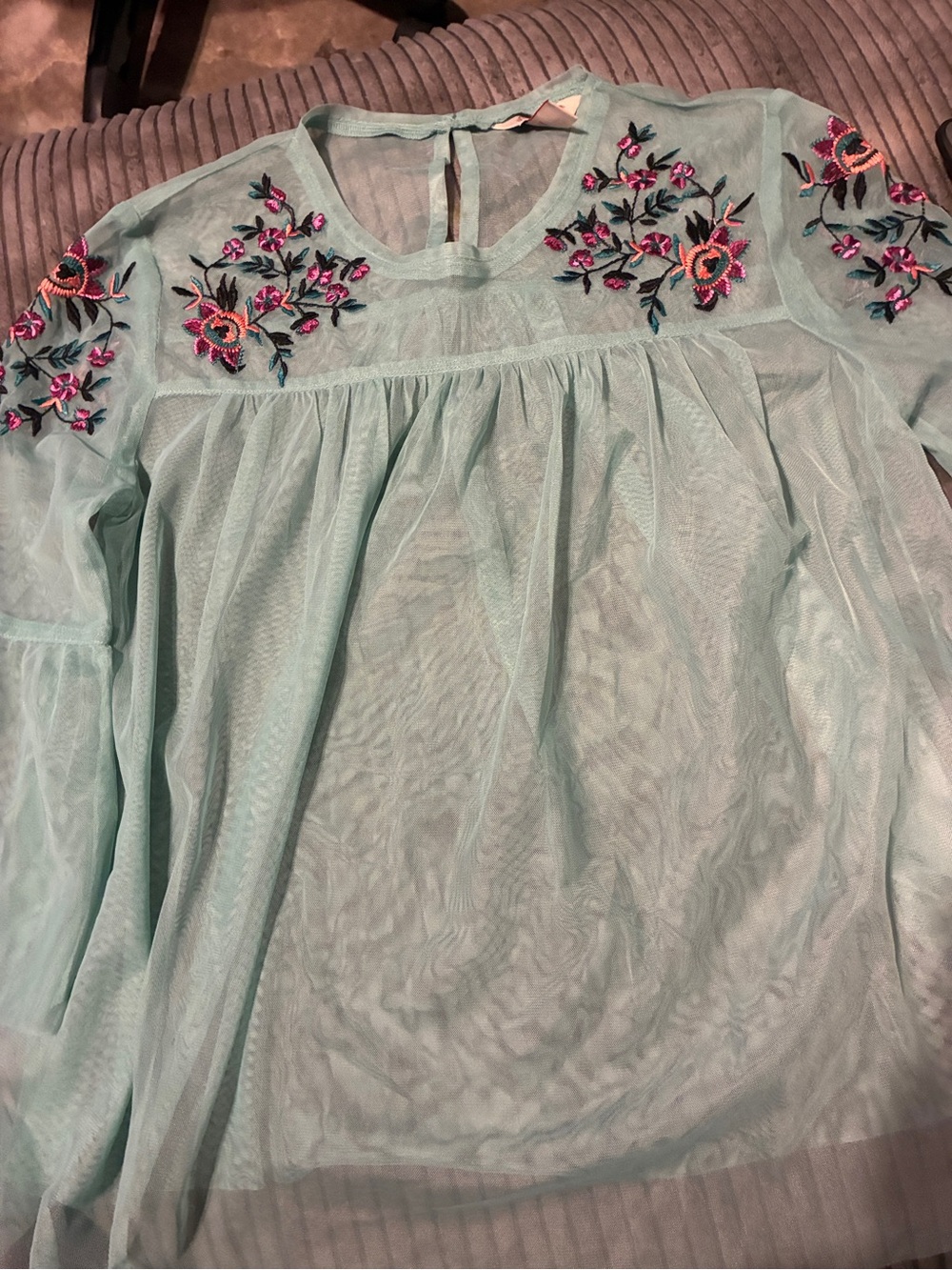 Arizona Jean Company Mint Sheer Embroidered Floral Top
